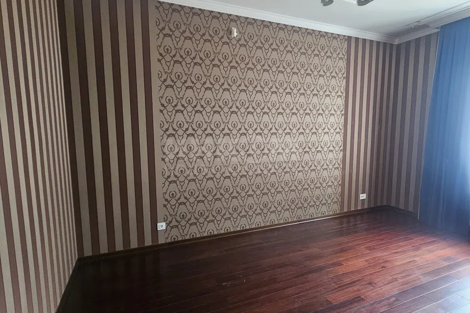 Продаётся 2-этажный дом, 365 м²