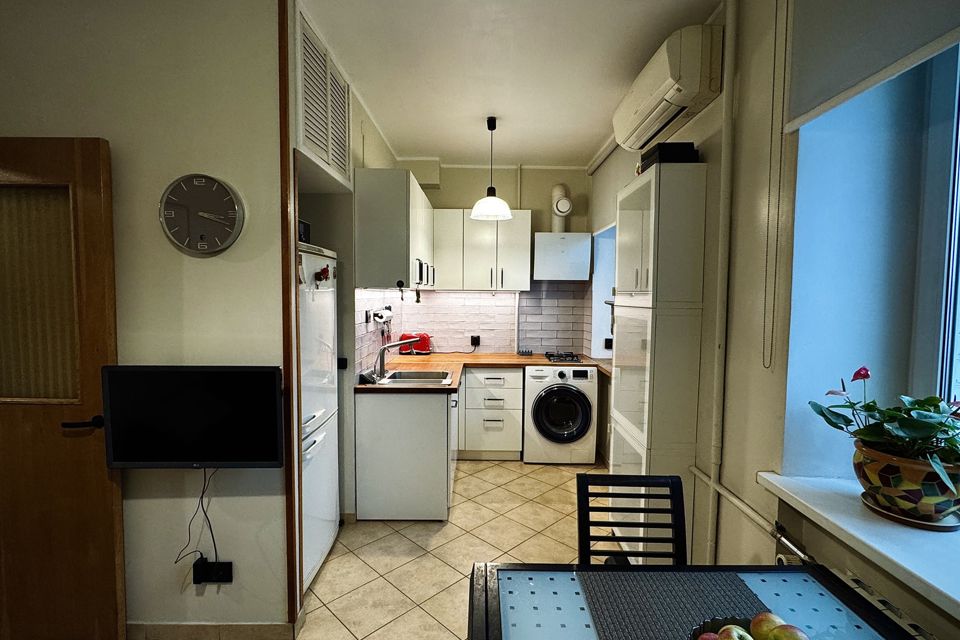Продаётся 3-комнатная квартира, 54.6 м²