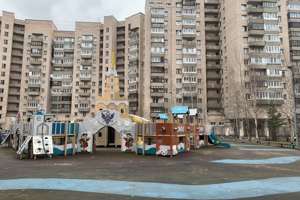 Продаётся 3-комнатная квартира, 65.3 м²