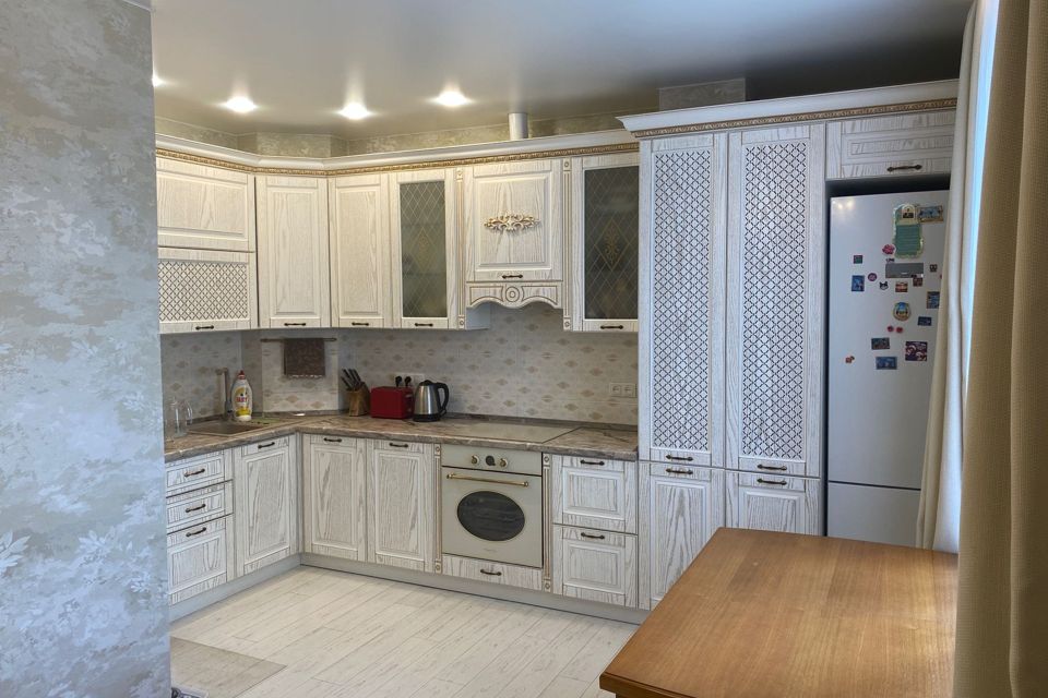 Продаётся 3-комнатная квартира, 85 м²