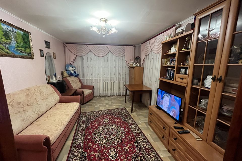 Продаётся 3-комнатная квартира, 60 м²