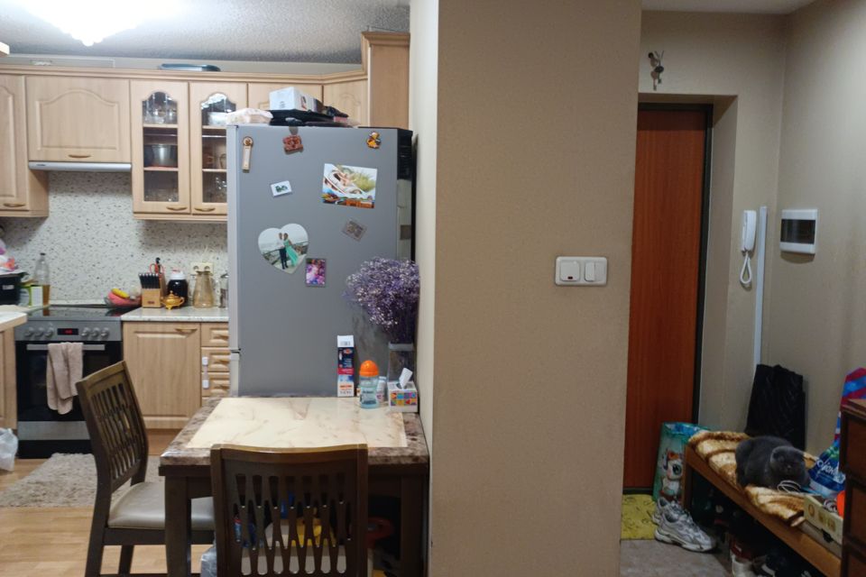 Продаётся 2-комнатная квартира, 60.6 м²