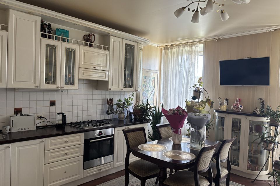 Продаётся 2-комнатная квартира, 66.9 м²