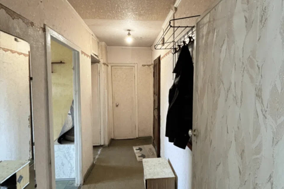 Продаётся 4-комнатная квартира, 70 м²