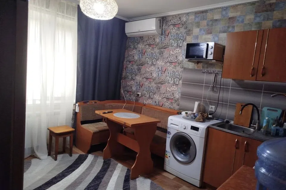 Продаётся 1-комнатная квартира, 30.4 м²