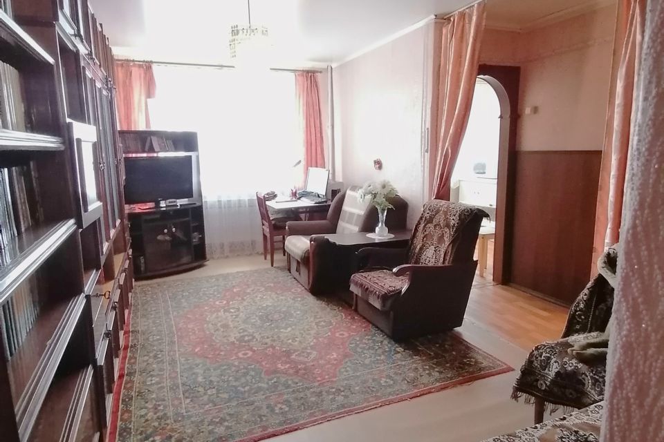 Продаётся 2-комнатная квартира, 41.9 м²