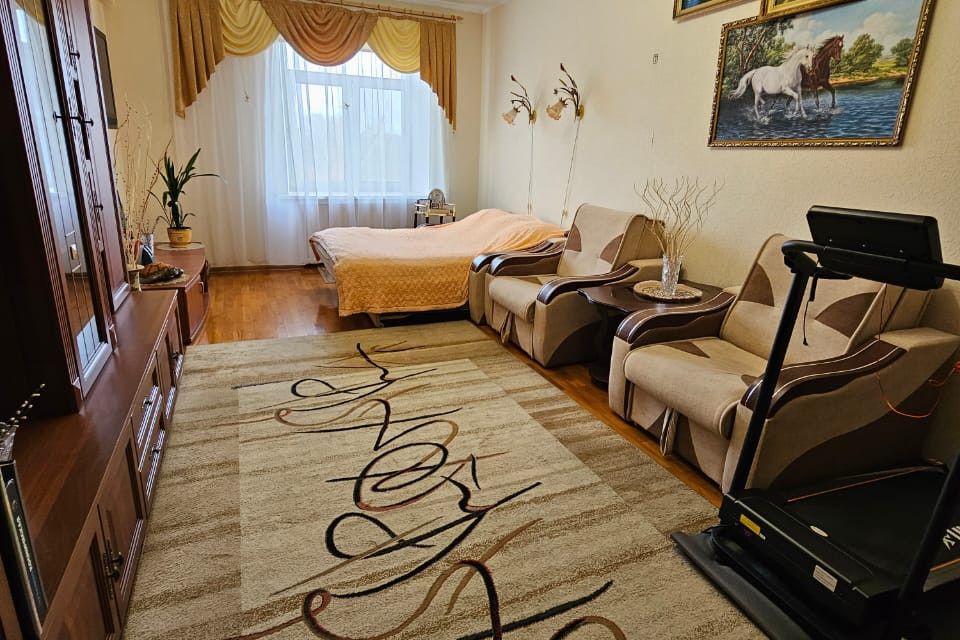 Продаётся 1-комнатная квартира, 60 м²