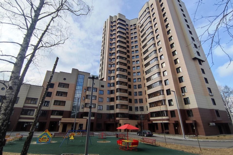 Продаётся 2-комнатная квартира, 73.2 м²