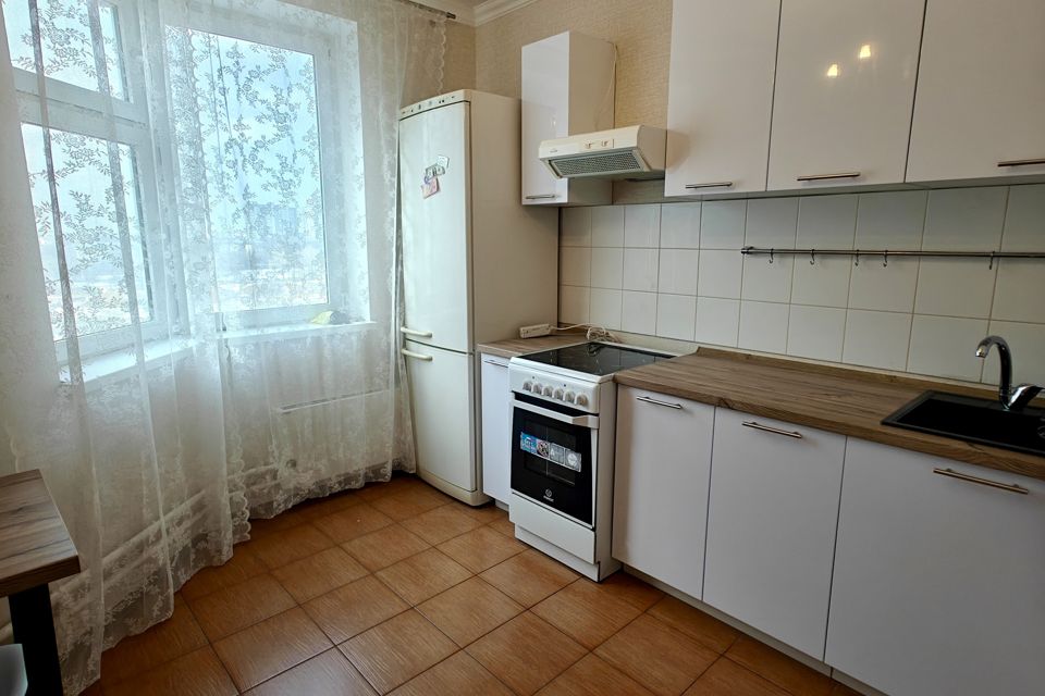 Продаётся 1-комнатная квартира, 38.4 м²