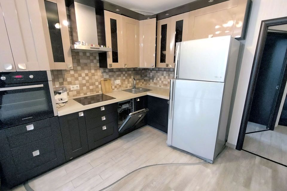 Сдаётся 1-комнатная квартира, 42.3 м²