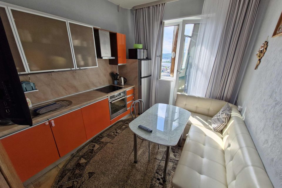 Продаётся 1-комнатная квартира, 41.4 м²