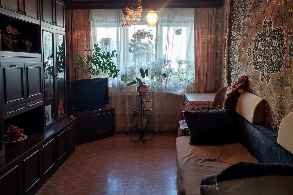 Продаётся 3-комнатная квартира, 63 м²