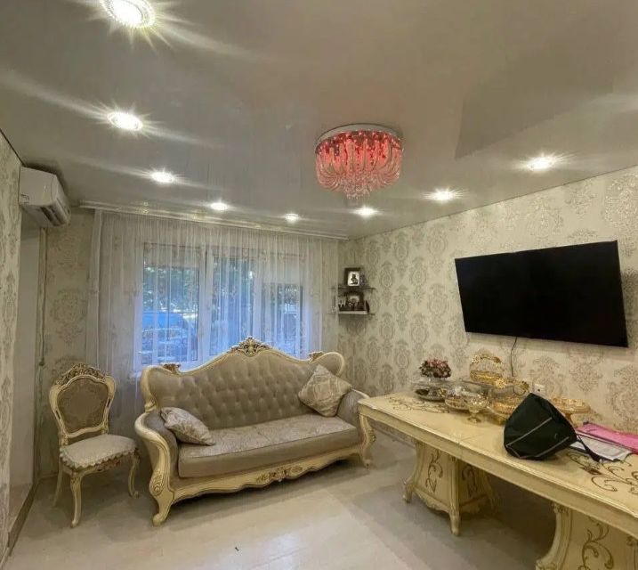 Продаётся 3-комнатная квартира, 74 м²