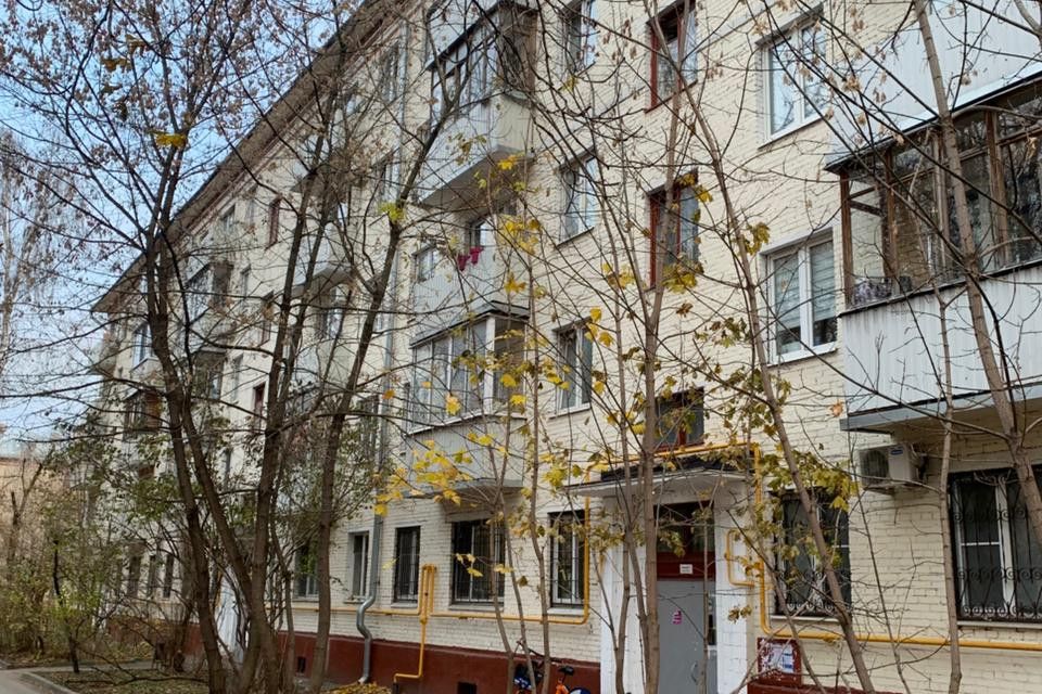 Продаётся 3-комнатная квартира, 55.6 м²