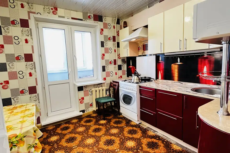 Продаётся 2-комнатная квартира, 55.6 м²