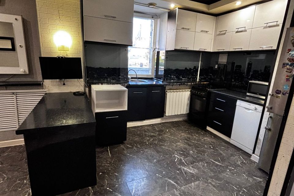 Продаётся 2-комнатная квартира, 53.8 м²