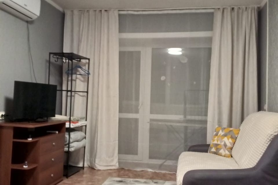 Сдаётся 1-комнатная квартира, 35 м²