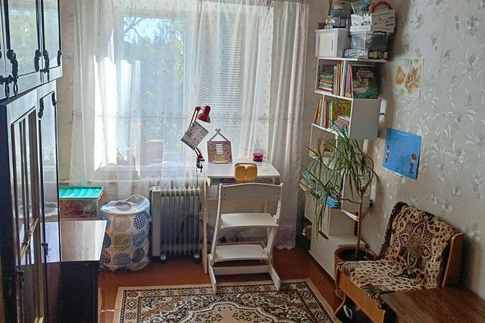 Продаётся 3-комнатная квартира, 54.5 м²