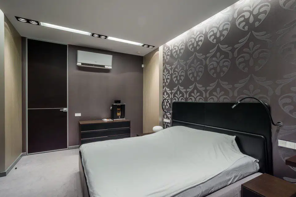 Продаётся 4-комнатная квартира, 147.3 м²