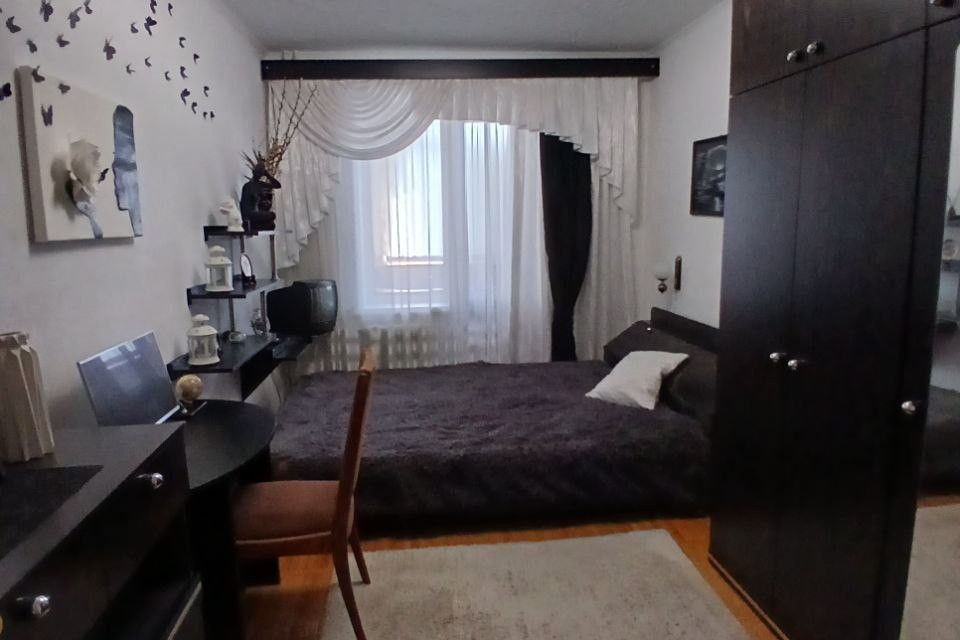 Продаётся 4-комнатная квартира, 79 м²