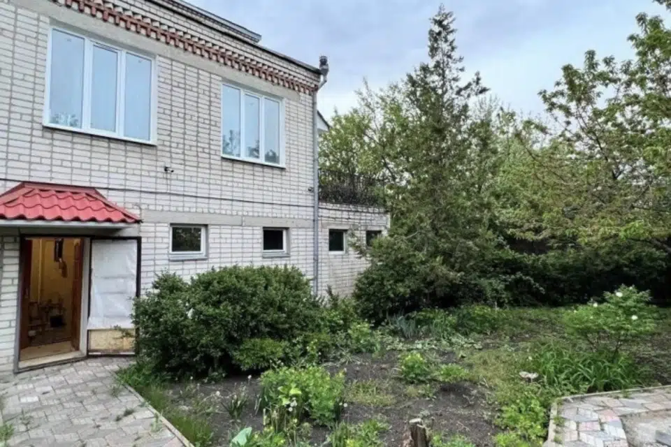 Продаётся 4-этажный дом, 350 м²