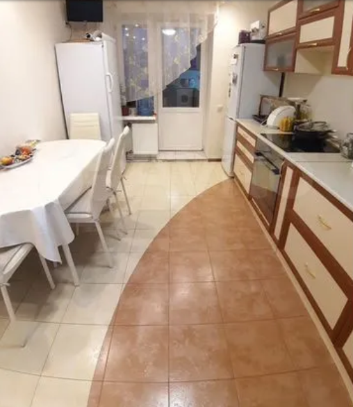 Продаётся 2-комнатная квартира, 69 м²