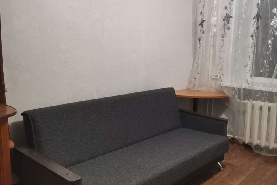 Продаётся комната в 5-комн. квартире, 11.6 м²