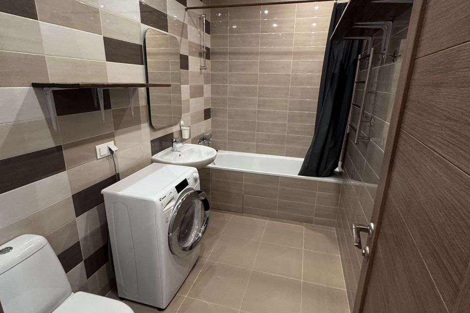 Продаётся 1-комнатная квартира, 42.1 м²