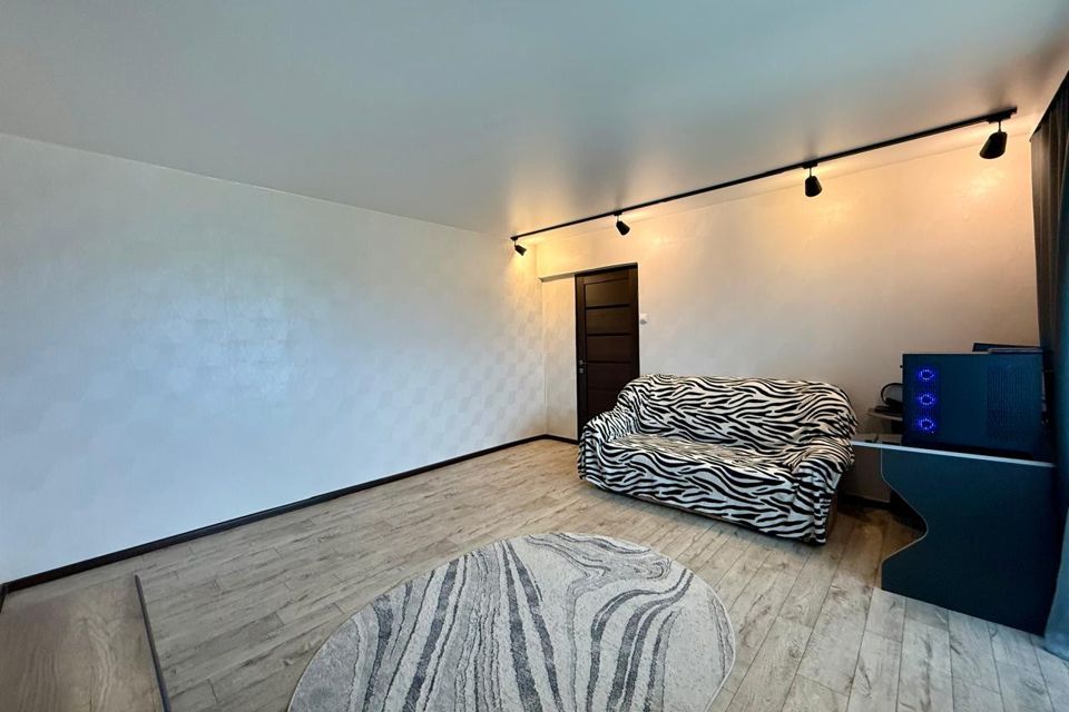 Продаётся 3-комнатная квартира, 67.9 м²