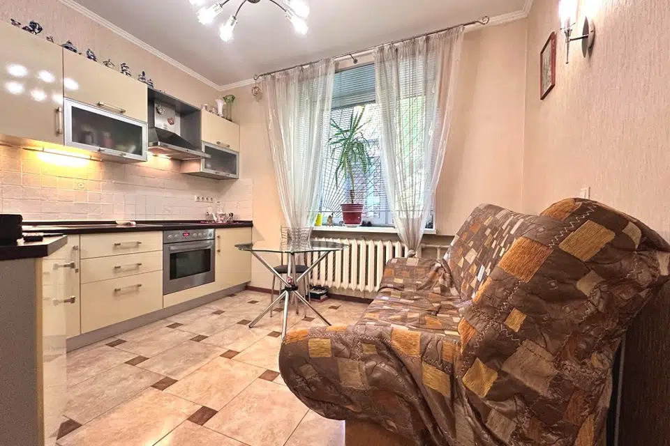 Продаётся 1-комнатная квартира, 54.1 м²