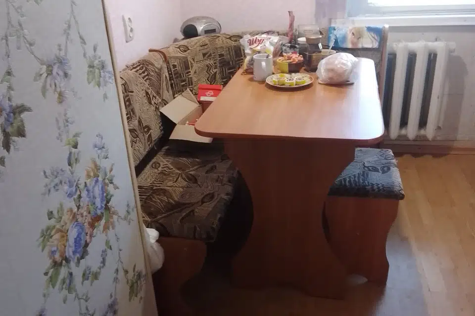 Продаётся 4-комнатная квартира, 96.8 м²