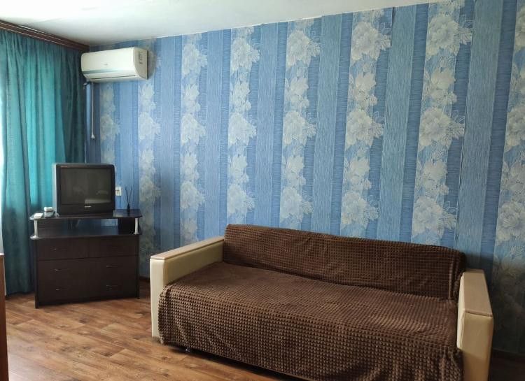 Продаётся 2-комнатная квартира, 42.2 м²