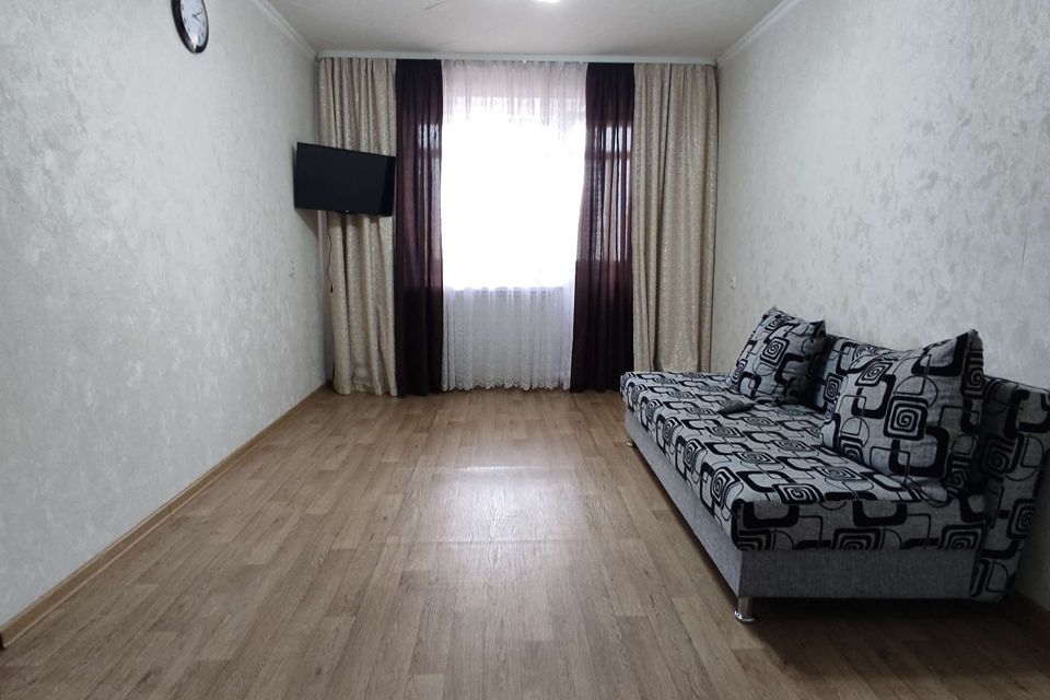 Сдаётся 1-комнатная квартира, 35 м²