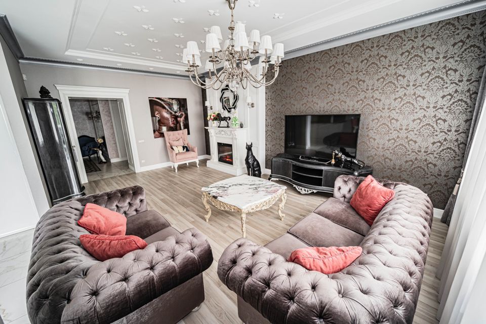 Продаётся 2-комнатная квартира, 128.4 м²