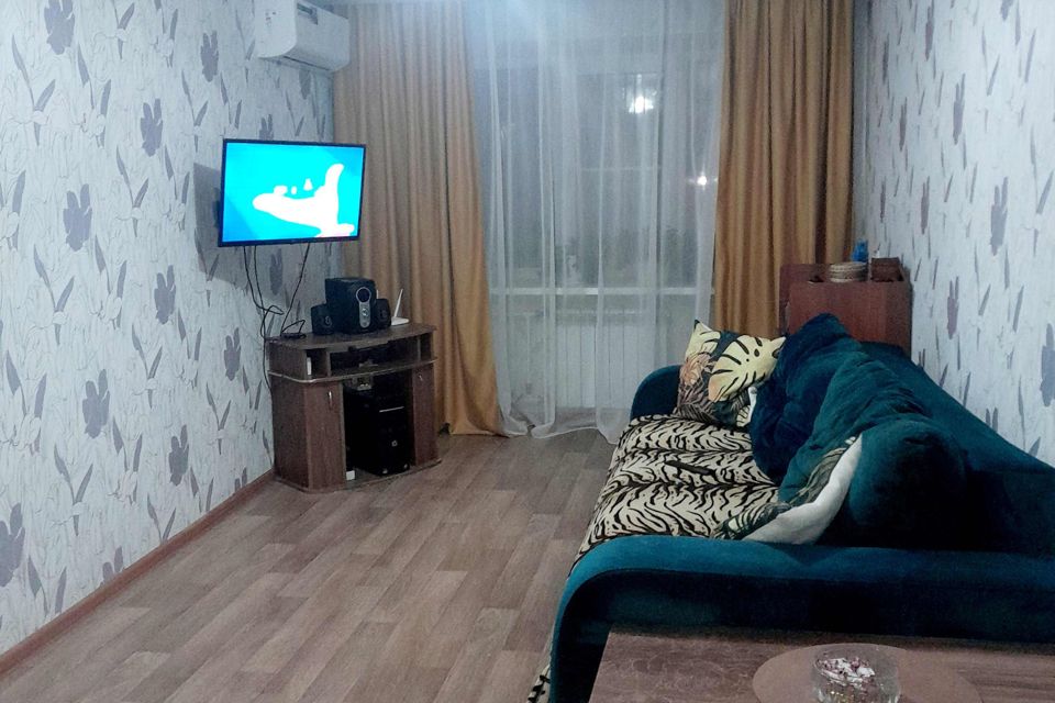 Продаётся 3-комнатная квартира, 57.4 м²