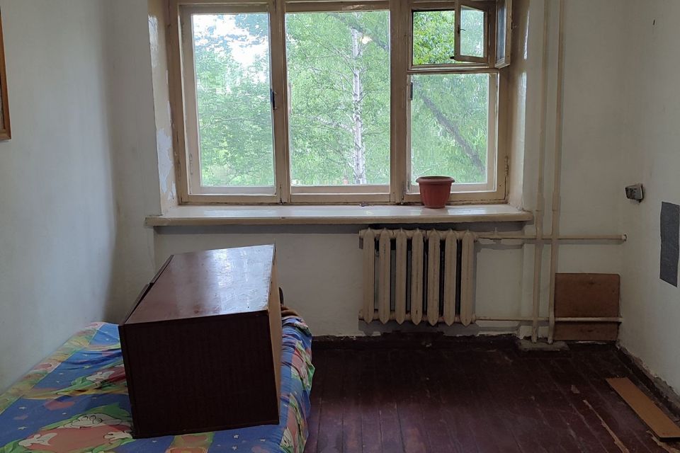 Продаётся комната в 4-комн. квартире, 13 м²