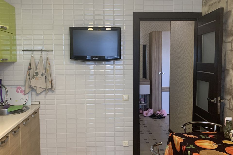 Продаётся 2-комнатная квартира, 57.2 м²