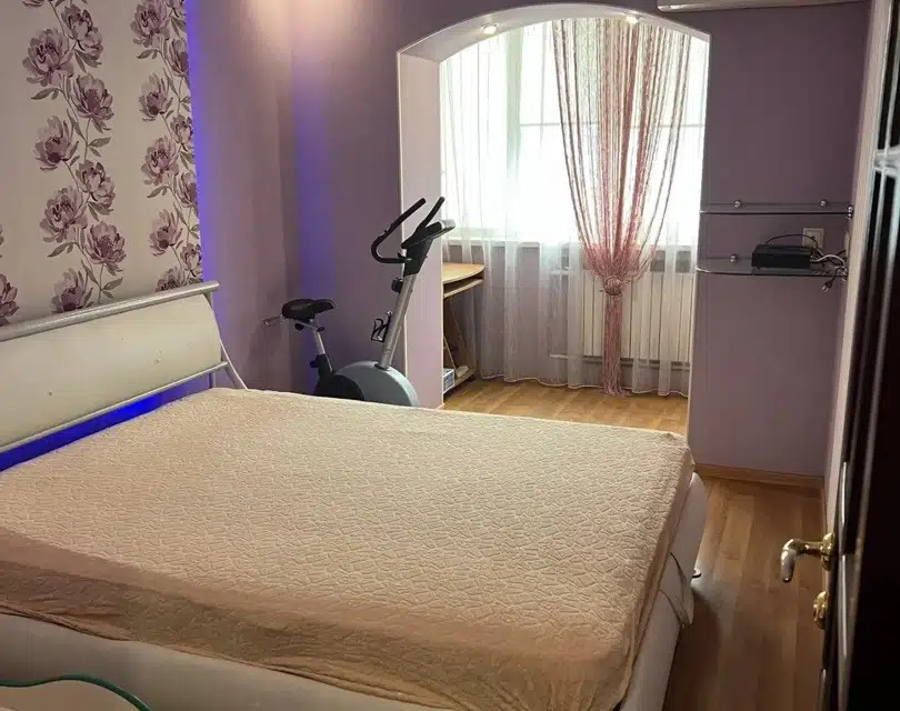 Продаётся 3-комнатная квартира, 59.7 м²
