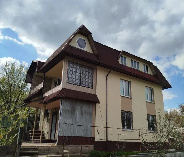 Продаётся 2-этажный дом, 102.2 м²