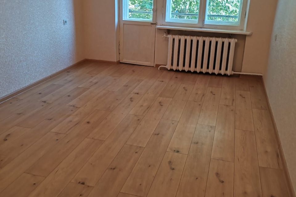 Продаётся 1-комнатная квартира, 32 м²