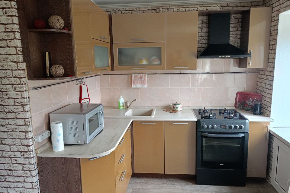 Продаётся 2-комнатная квартира, 42.6 м²