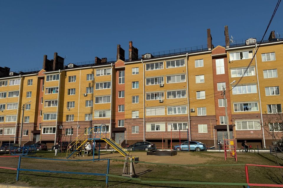 Продаётся 2-комнатная квартира, 66.7 м²