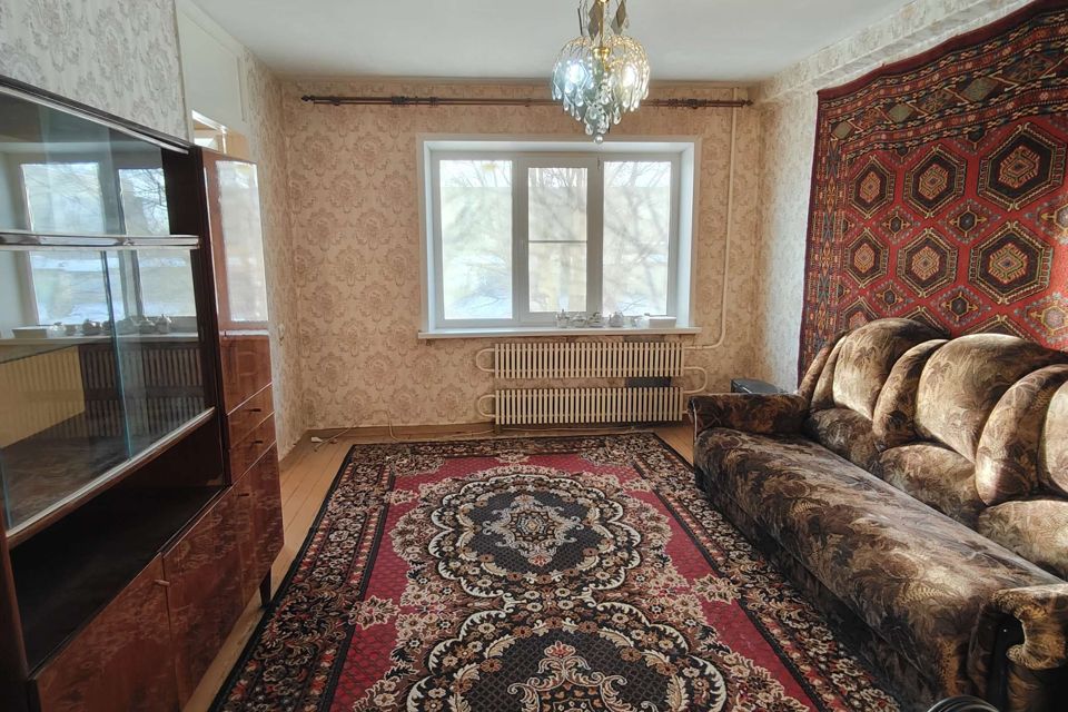 Продаётся 3-комнатная квартира, 59.4 м²