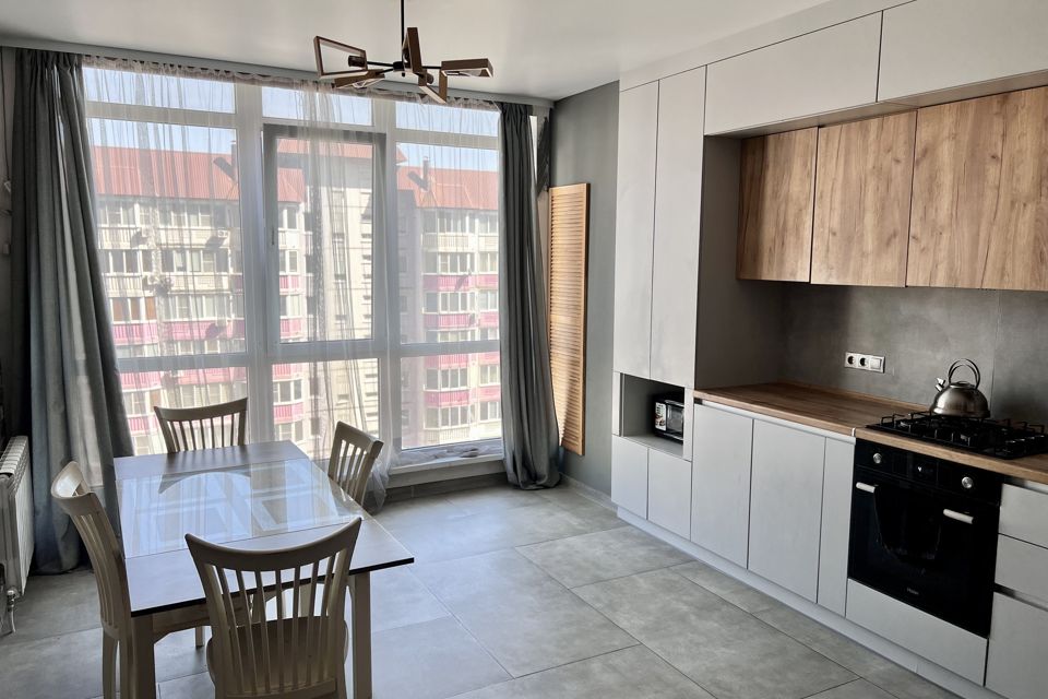 Продаётся 3-комнатная квартира, 82.6 м²