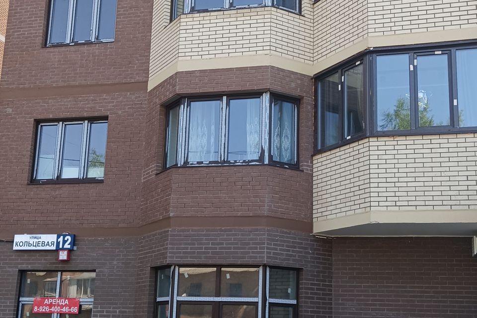 Продаётся 1-комнатная квартира, 49.8 м²
