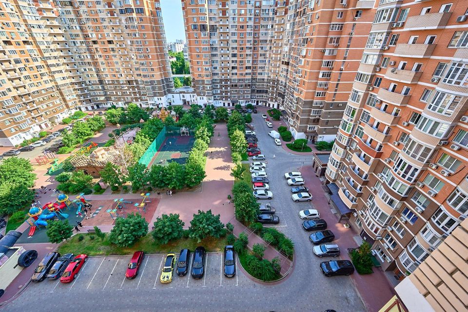 Продаётся 3-комнатная квартира, 87 м²