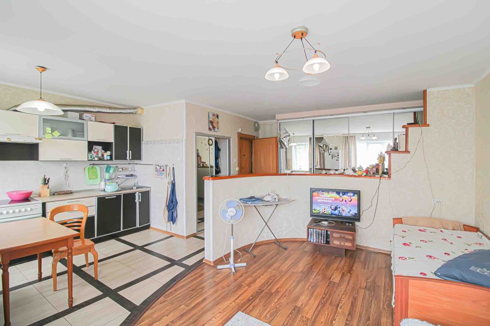 Продаётся 3-комнатная квартира, 66.3 м²