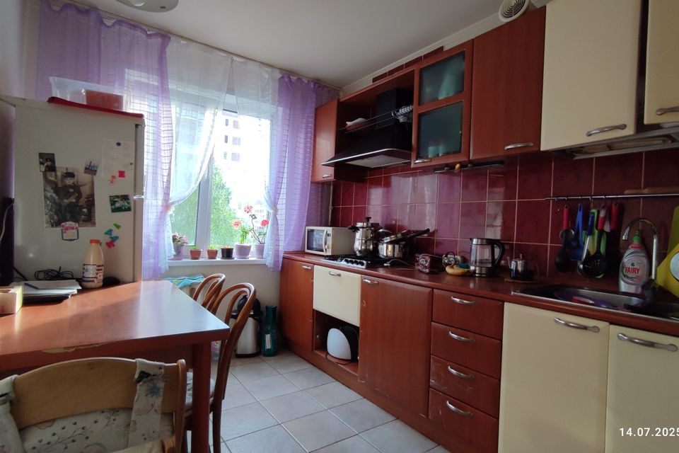 Продаётся 3-комнатная квартира, 62.3 м²