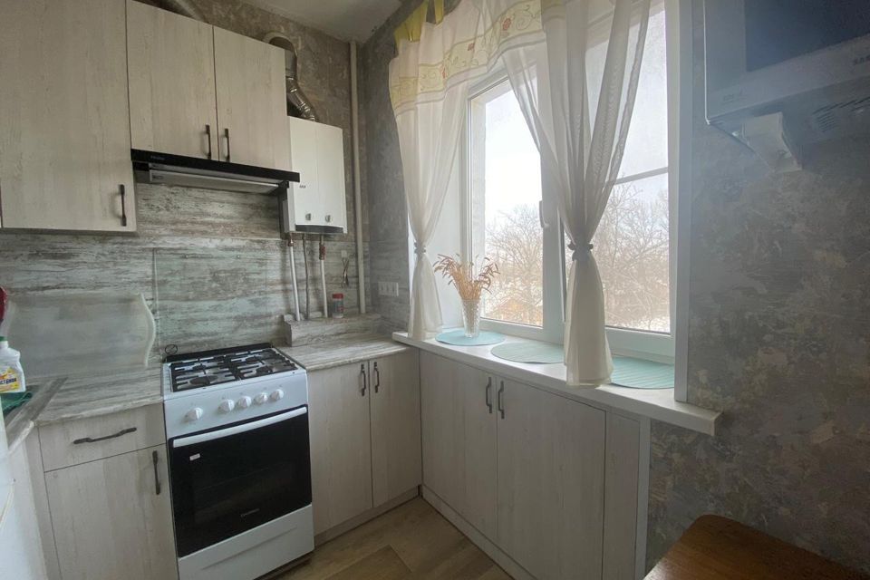 Продаётся 3-комнатная квартира, 58 м²