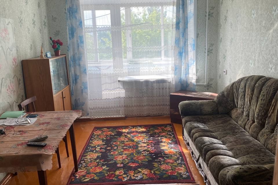 Продаётся 2-комнатная квартира, 41.8 м²